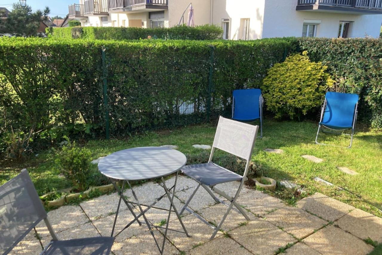 37M With Terrace And Garden Near The Sea Apartment Cabourg Bagian luar foto